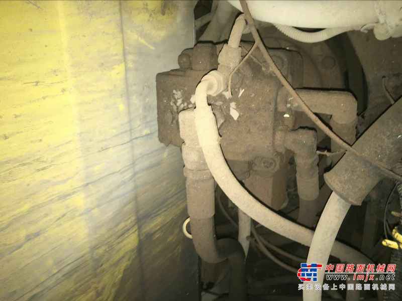 江西出售转让二手9800小时2008年现代R60挖掘机