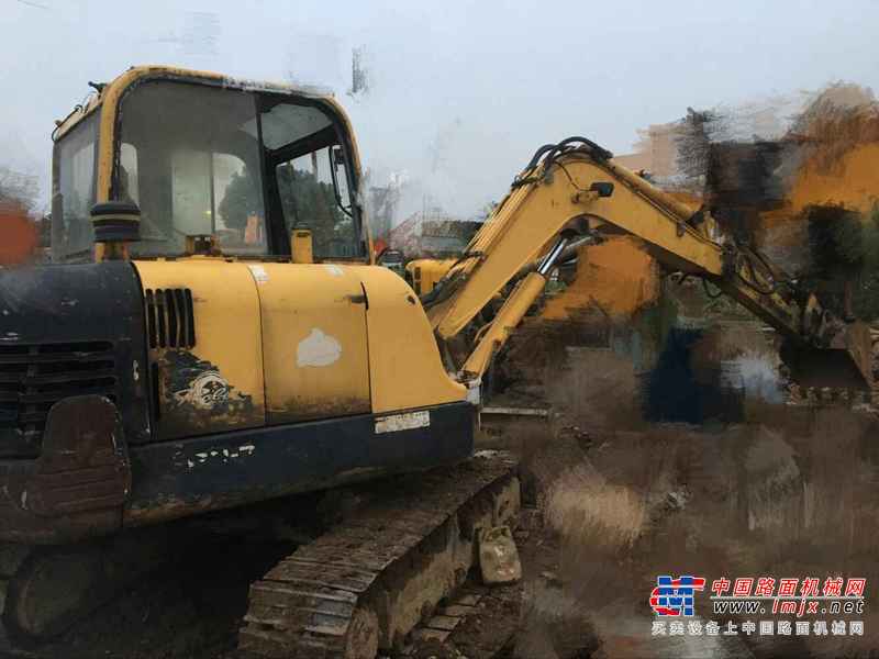 江西出售转让二手9800小时2008年现代R60挖掘机