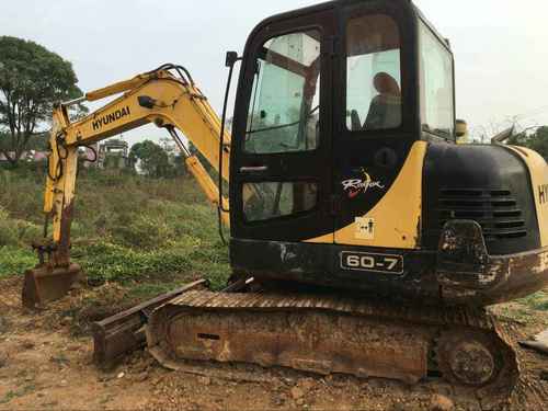 江西出售转让二手7821小时2010年现代R60挖掘机