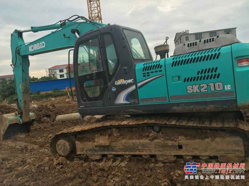 江西出售转让二手9200小时2011年神钢SK210LC挖掘机