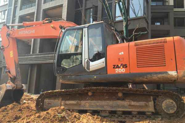 江西出售转让二手6000小时2010年日立ZX200挖掘机