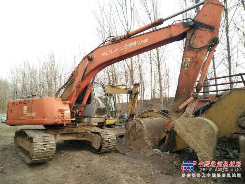 河北出售转让二手7322小时2003年日立EX225USR挖掘机