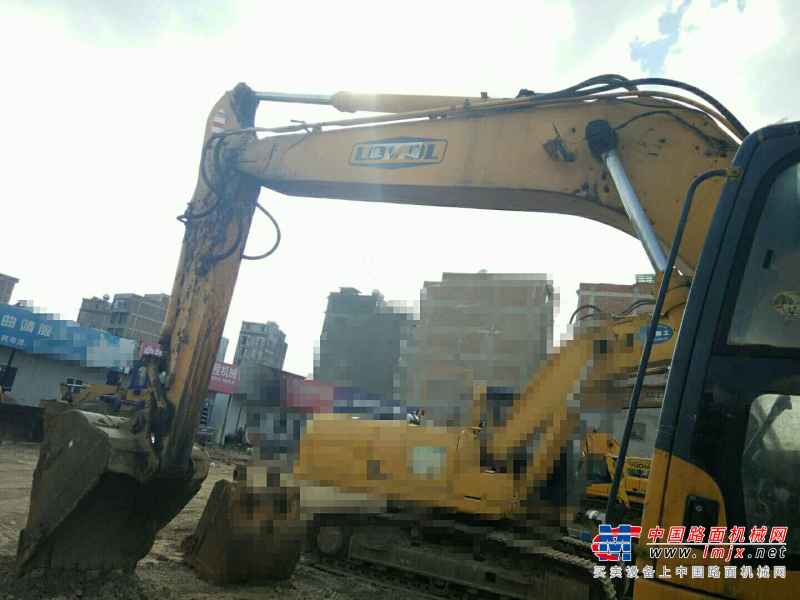 云南出售转让二手8600小时2010年福田雷沃FR260挖掘机