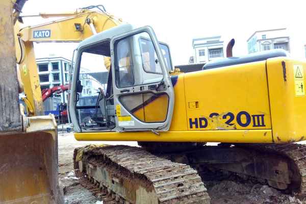 广东出售转让二手5000小时2003年加藤HD820E挖掘机