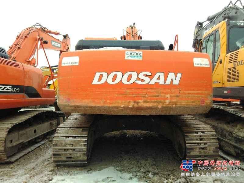 黑龙江出售转让二手15000小时2009年斗山DH225LC挖掘机
