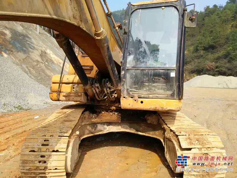 江西出售转让二手15500小时2010年卡特彼勒320D挖掘机