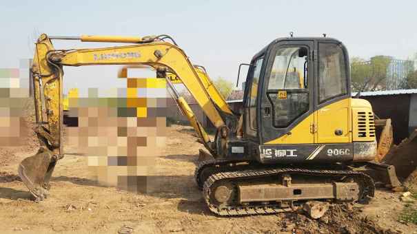 山东出售转让二手6000小时2011年柳工CLG906C挖掘机