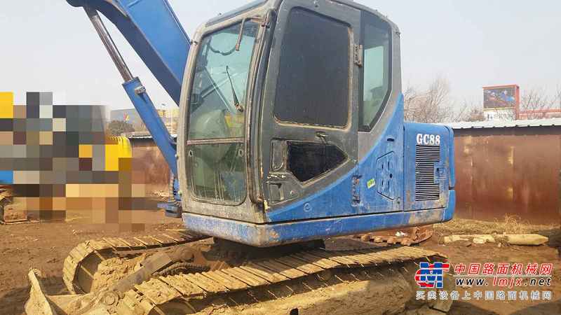 山东出售转让二手4200小时2013年山重建机GC88挖掘机