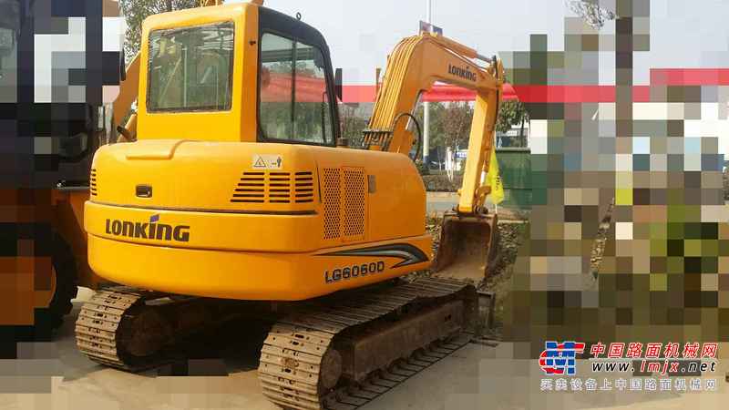 广西出售转让二手8500小时2013年龙工LG6060D挖掘机