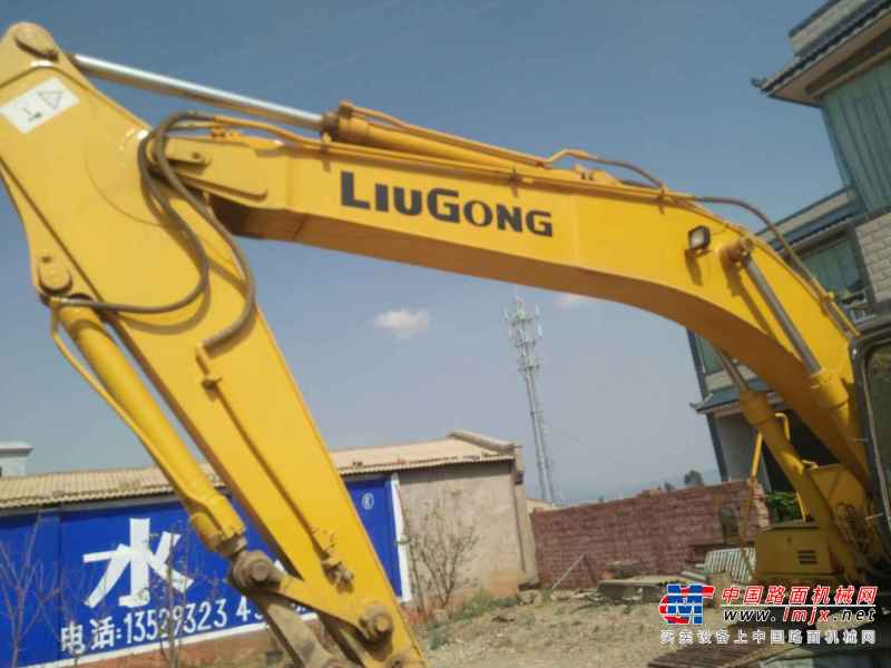 云南出售转让二手11000小时2008年柳工CLG225C挖掘机