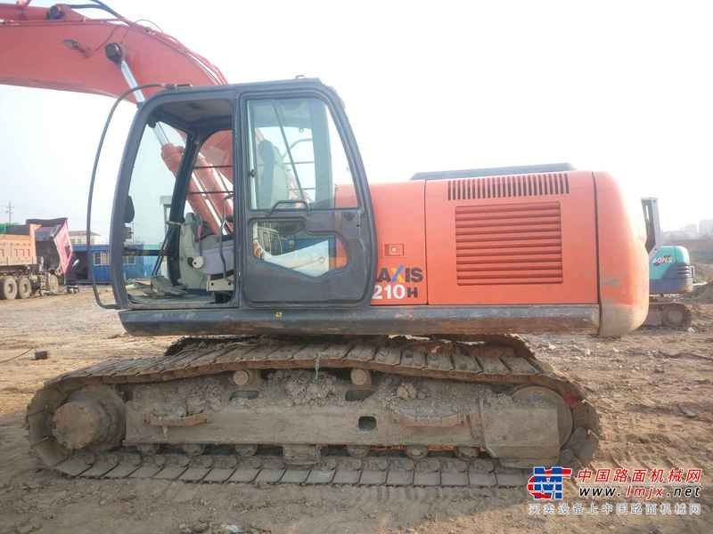 山东出售转让二手5500小时2011年日立ZX210H挖掘机