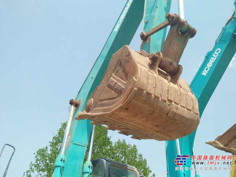 云南出售转让二手4590小时2012年神钢SK250LC挖掘机