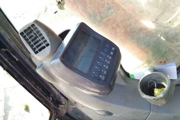 山西出售转让二手10000小时2008年日立ZX240挖掘机