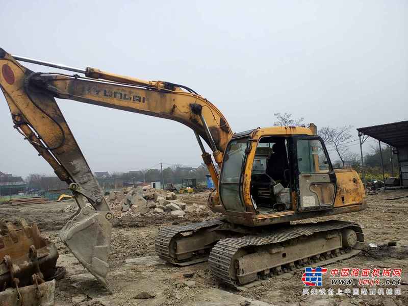 浙江出售转让二手14000小时2007年现代R130挖掘机