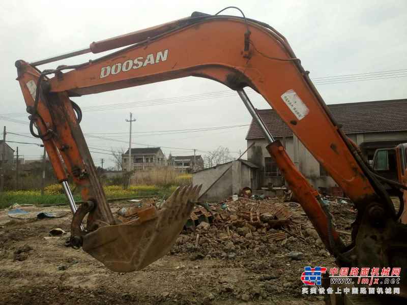 浙江出售转让二手10000小时2009年斗山DH55挖掘机
