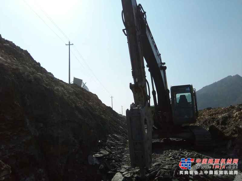 贵州出售转让二手6500小时2010年徐挖XCG210LC挖掘机