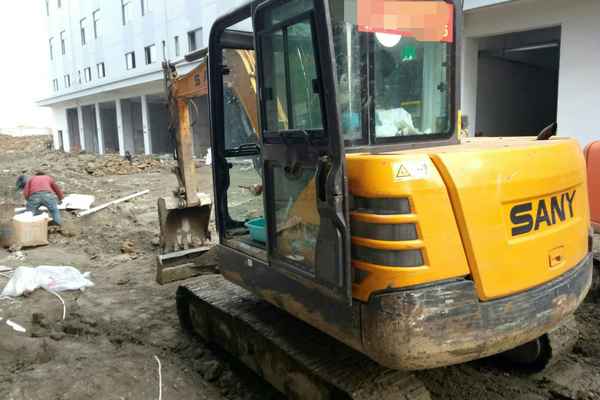 安徽出售转让二手8000小时2011年三一重工SY55C挖掘机