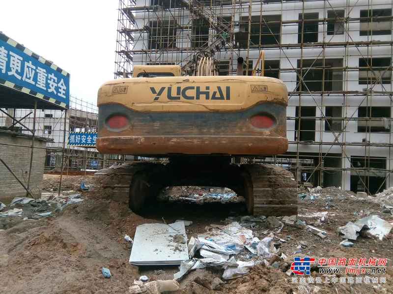 贵州出售转让二手8100小时2010年玉柴YC230LC挖掘机