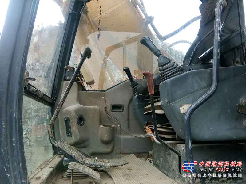 贵州出售转让二手9100小时2009年柳工225C挖掘机