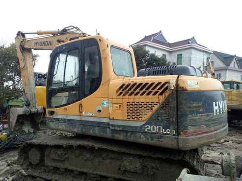 浙江出售转让二手10000小时2010年现代R150挖掘机