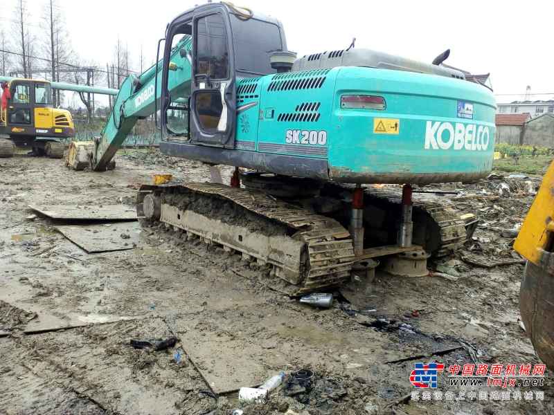 浙江出售转让二手8000小时2012年神钢SK200挖掘机