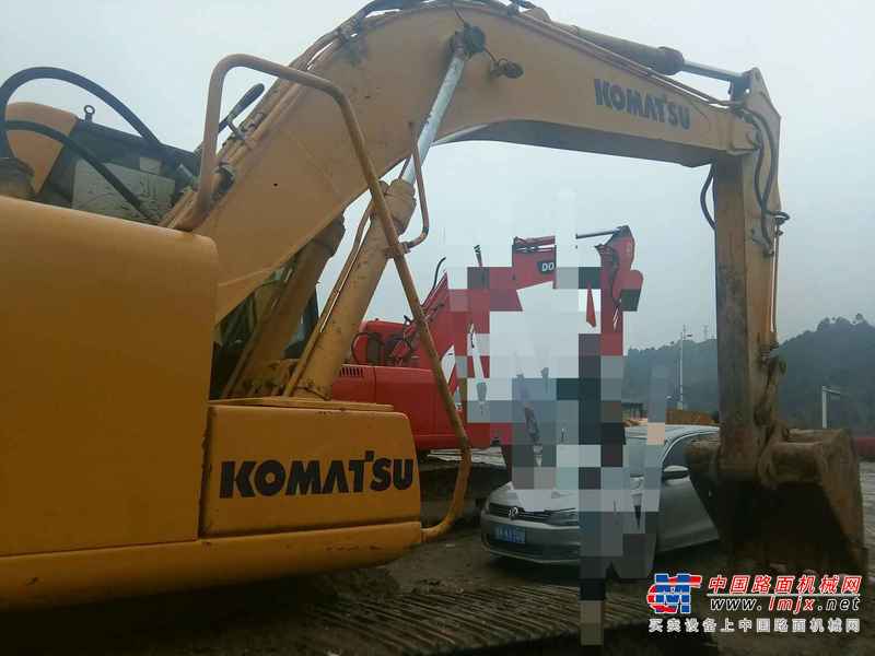 贵州出售转让二手3200小时2010年柳工225C挖掘机
