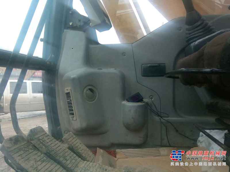 贵州出售转让二手3200小时2010年柳工225C挖掘机