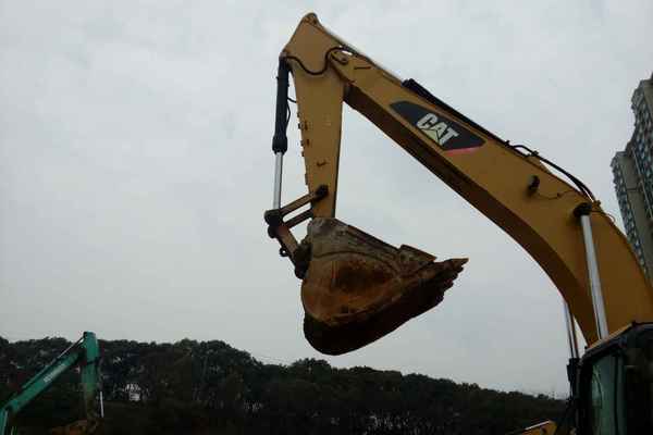 江西出售转让二手3000小时2014年卡特彼勒329D2L挖掘机