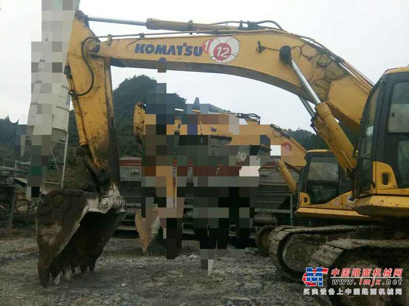 贵州出售转让二手8600小时2011年小松PC360挖掘机