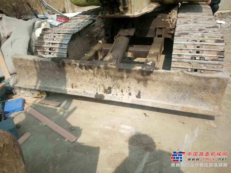 山东出售转让二手15000小时2005年现代R60挖掘机