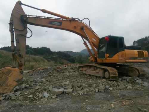 贵州出售转让二手3000小时2012年福田雷沃FR330挖掘机