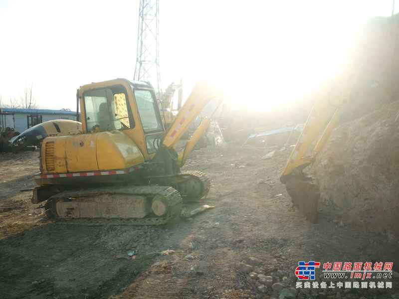 山东出售转让二手10000小时2008年现代R55挖掘机