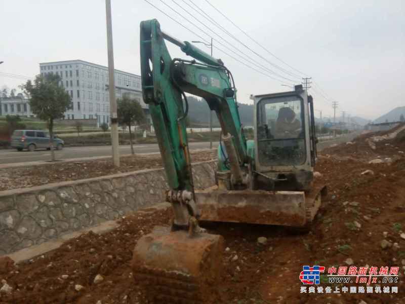 贵州出售转让二手6020小时2013年石川岛80NS挖掘机