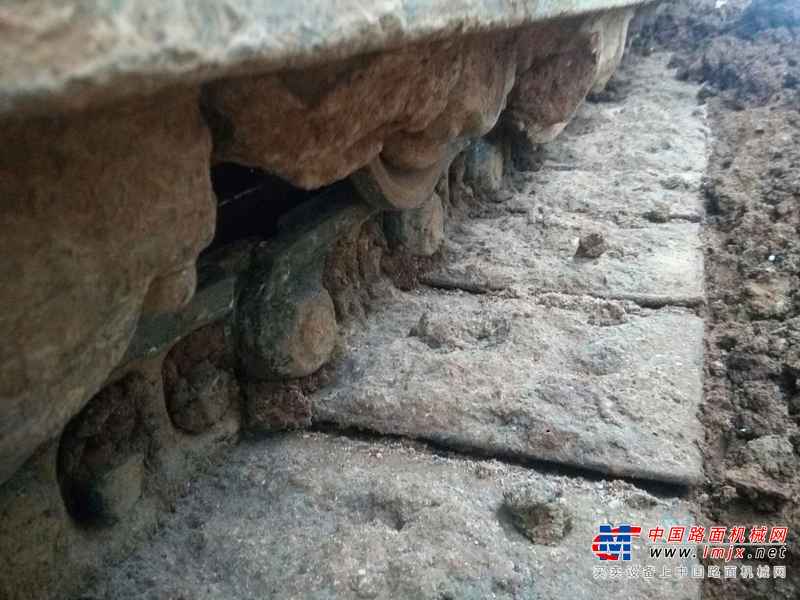 贵州出售转让二手5600小时2011年柳工CLG908C挖掘机