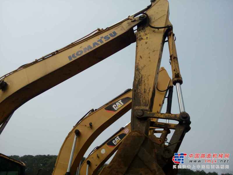 江西出售转让二手6800小时2011年小松PC210挖掘机