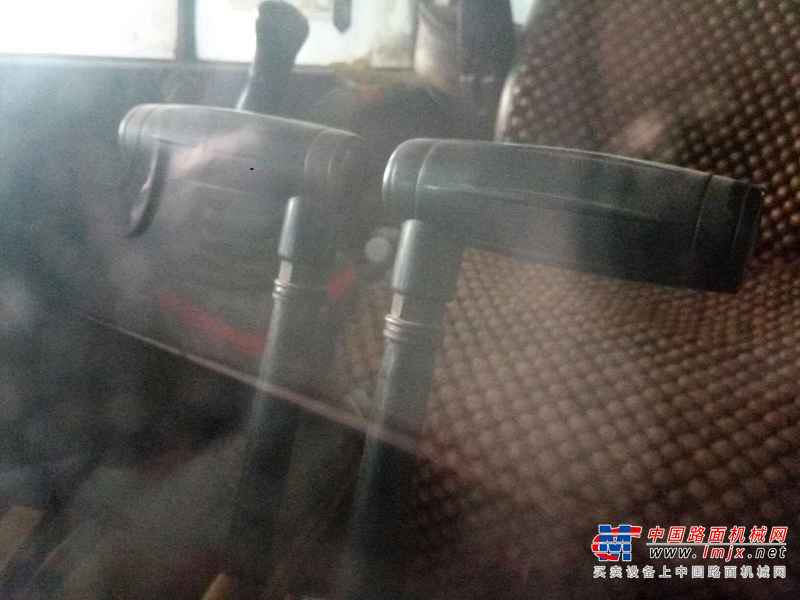 贵州出售转让二手7200小时2010年现代R60挖掘机