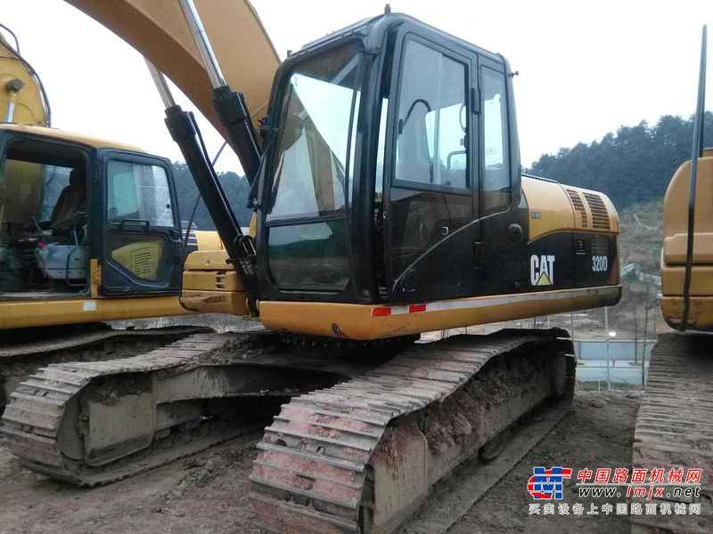 贵州出售转让二手6809小时2011年卡特彼勒320D挖掘机