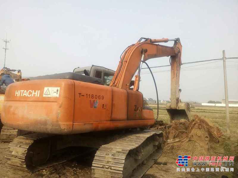 浙江出售转让二手12000小时2006年日立EX200挖掘机