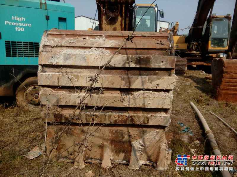 江西出售转让二手6800小时2011年卡特彼勒329D挖掘机
