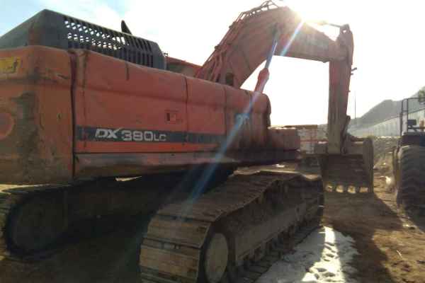 内蒙古出售转让二手9000小时2011年斗山DX380LC挖掘机