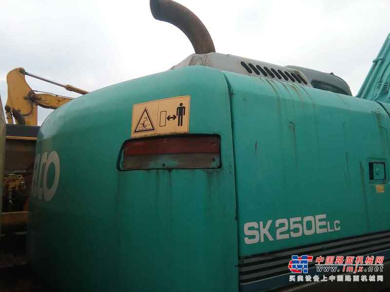 贵州出售转让二手8809小时2007年神钢SK250LC挖掘机