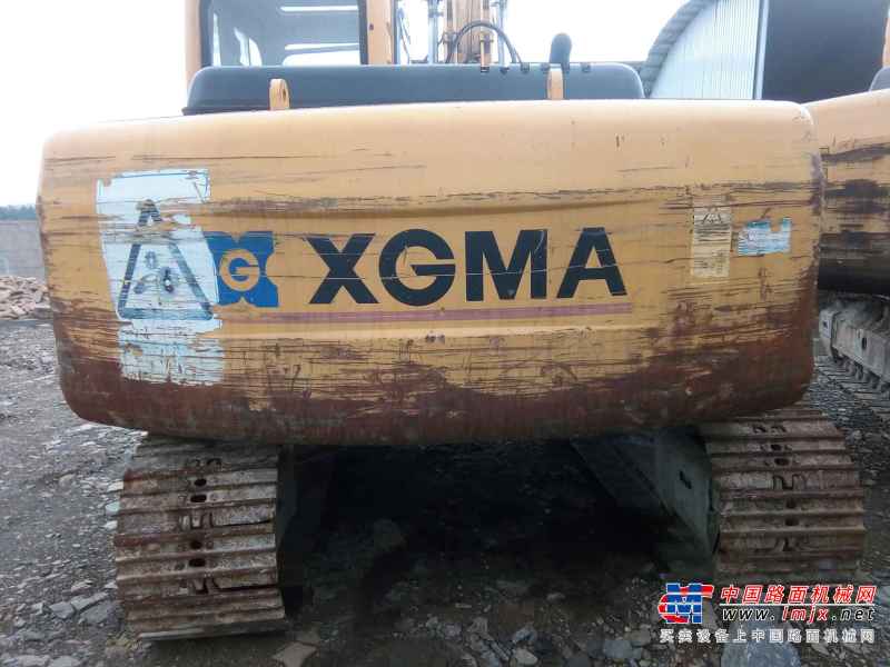 贵州出售转让二手4805小时2011年厦工XG822LC挖掘机