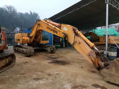 云南出售转让二手18000小时2007年现代R225挖掘机