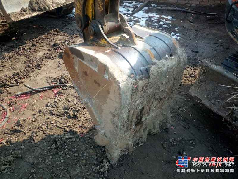 山东出售转让二手9000小时2010年现代R60挖掘机