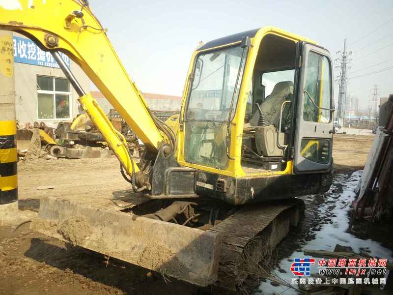 山东出售转让二手9000小时2010年现代R60挖掘机