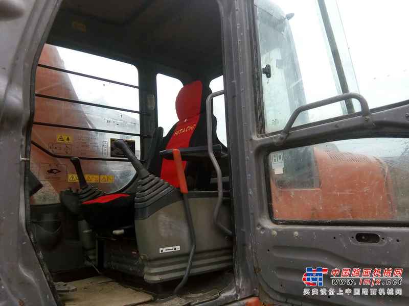 贵州出售转让二手6809小时2012年日立EX120挖掘机