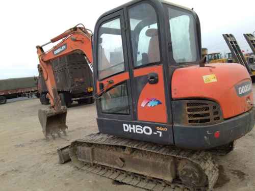 内蒙古出售转让二手5000小时2012年斗山DH60挖掘机