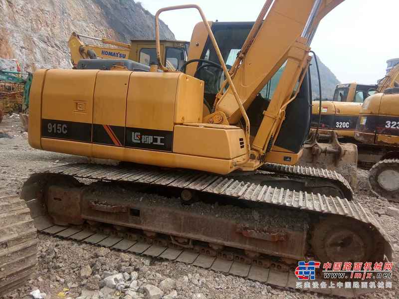 贵州出售转让二手6800小时2010年柳工CLG915C挖掘机