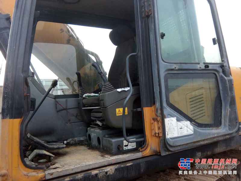 贵州出售转让二手8909小时2010年三一重工SY215C挖掘机
