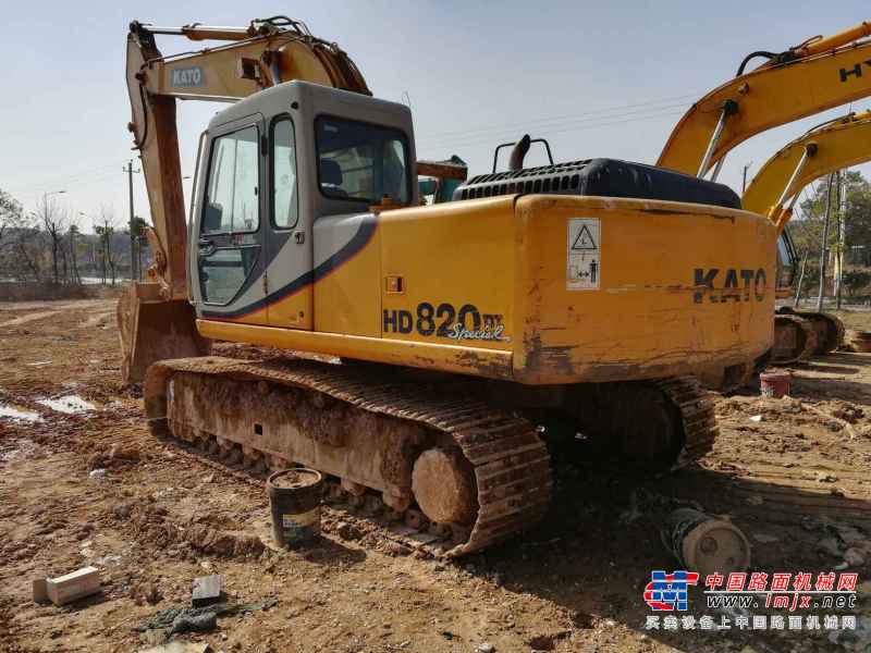 湖南出售转让二手8000小时2010年加藤HD820III挖掘机